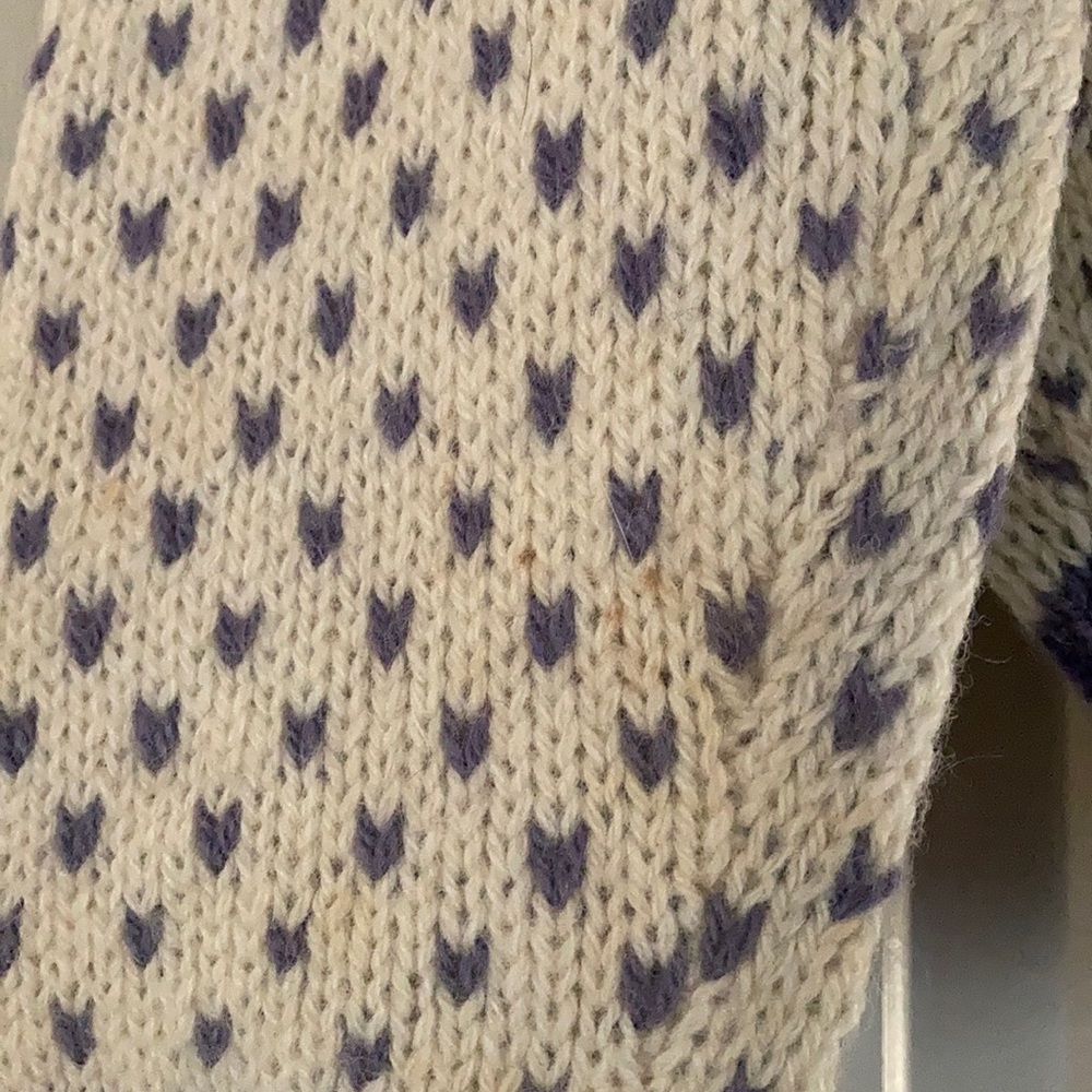 Northern Isles Sweater - Picture 4 of 9